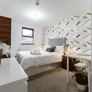 Whitechapel En-suite Beds To Gasthof