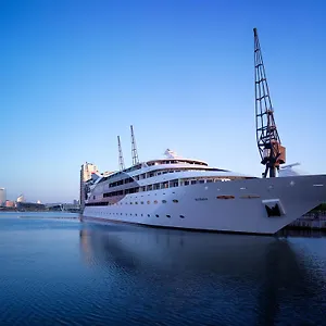 4* فندق يخوت صن بورن