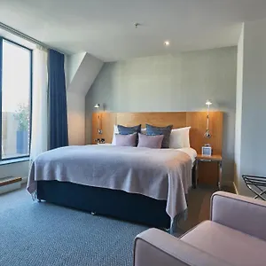 4* فندق أبيكس سيتي أوف